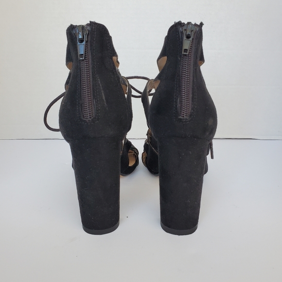 EXPRESS Lace Up Ladder Chunk Heel Booties Size 8 - Picture 6 of 12